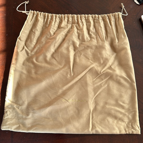 Burberry Reversible Tote Bag - Picture 6 of 6